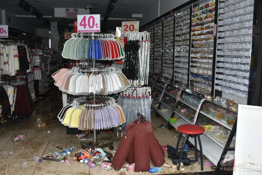 İzmir Venedik’e döndü CHP'li Tunç Soyer Avrupa’ya gitti! İklim krizi diyen Soyer’e vatandaş tepkili: Yönetim krizi... 15