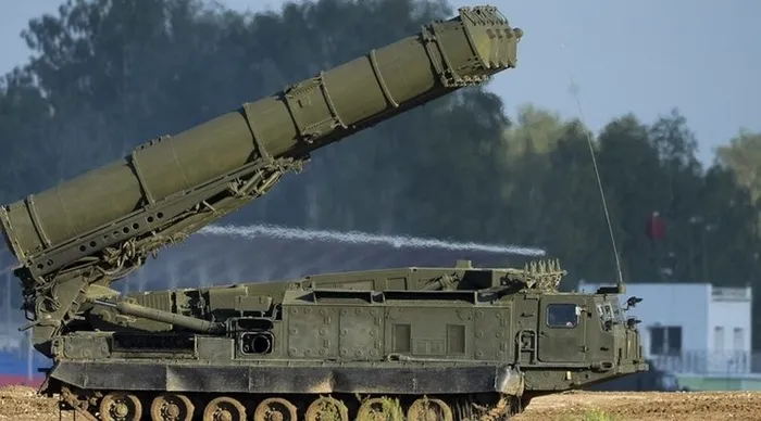 S-300 testine hazırlanan Yunanistan’a NATO üyesi ülkeler sessiz kaldı! Türkiye’nin S-400 satın almasına tepki göstermişlerdi