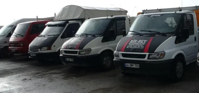 ikinci-el-otoda-dusus-fiyatlar-yuzde-10-indi-bayram-oncesi-beklenti-artti-1715588311313.jpg İkinci el otoda düşüş! Fiyatlar yüzde 10 indi, bayram öncesi beklenti arttı