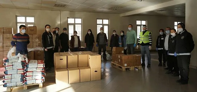 Bursa’da sağlık çalışanları ihtiyaç sahibi ailelere yardım eli uzattı