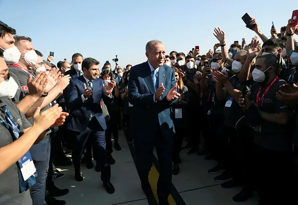 baskan-recep-tayyip-erdogandan-hava-harp-okulu-diploma-toreninde-son-dakika-aciklamalari-1630424231477.jpg Başkan Recep Tayyip Erdoğan'dan Hava Harp Okulu diploma töreninde son dakika açıklamaları - 3