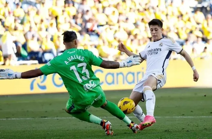 Arda Güler için eşi benzeri görülmemiş teklif! İngiliz devi gözünü kararttı | Tarihe geçecek rekor bedel...