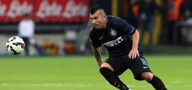 Beşiktaş, Gary Medel’i açıkladı