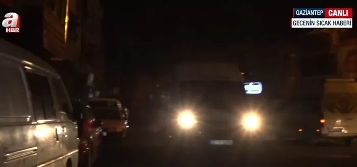 akran-zorbaligi-yine-can-aldi-bicaklayan-15-olen-13-yasinda-3-gunluk-yasam-mucadelesini-kaybetti-1761268096756.jpg (fotoğraf -ahaber.com.tr - ekran görüntüsü)