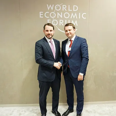 Hazine ve Maliye Bakanı Albayrak'tan Davos'ta kritik görüşmeler - 3