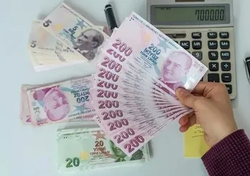 Türk Lirası'na güven artıyor! 10 trilyonu aştı