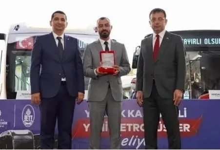 chpli-ibbde-usulsuz-ihale-skandali-tamirci-remzi-bakanin-dudak-ucuklatan-milyarderligi-5-yilda-197-milyar-tlli-1748702827145.jpg Fotoğraf-A Haber Arşiv