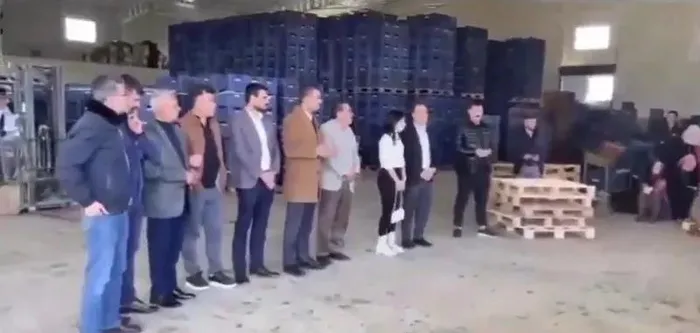 chpnin-demi-simdi-de-tarsus-ve-mersinde-kirli-isbirligi-chp-listelerinde-6-demli-isim-1711546866800.jpeg CHP'nin DEM'i! Şimdi de Tarsus ve Mersin'de kirli işbirliği: CHP listelerinde 6 DEM'li isim - 2