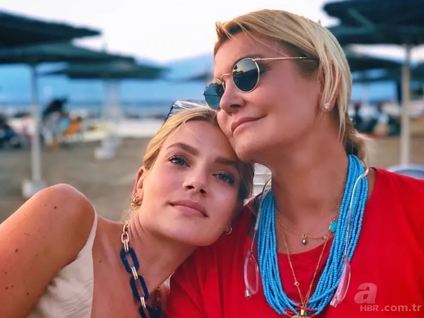Derya Baykal'ın kızı Derya Şensoy'a sürpriz teklif💍 1