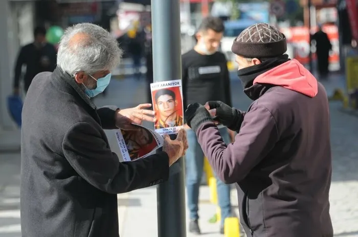 21 yıldır kayıp oğlunu arıyor: Bu acıyla artık yaşayamıyorum - 4