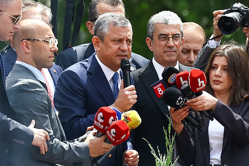 1781002946686.png Eski CHP’li isimlerden A Haber'de sert tepki: "Özel partiye borcunu böyle mi ödüyor?" - 1