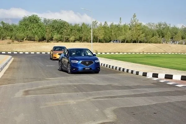 KKTC Cumhurbaşkanı Ersin Tatar yerli otomobili test etti - 3