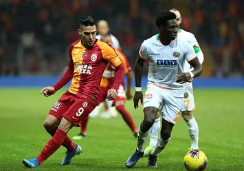 Beşiktaş Fenerbahçe'nin elinden kaptı! Fabrice N’Sakala ile anlaşma sağlandı