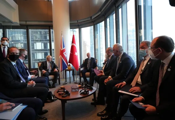 Başkan Erdoğan ABD'de İngiltere Başbakanı Boris Johnson ile görüştü - 1