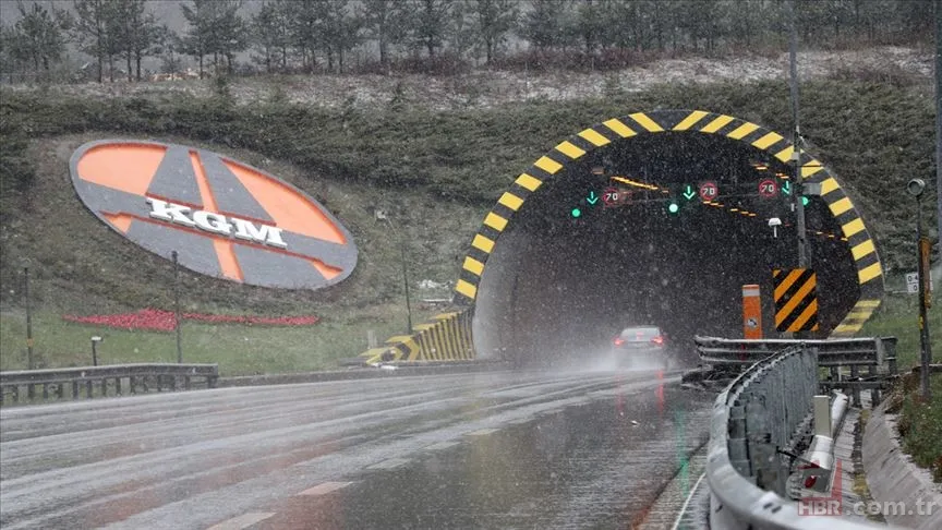 7.7'lik DEPREM SONRASI hangi yollar kapandı? Adana-Maraş, Gaziantep-Nurdağı... 8 Şubat Karayolları YOL DURUMU | Yollar açık mı? 8