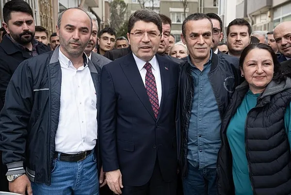 adalet-bakani-tunctan-chp-ve-demin-kirli-ittifakina-tepki-kent-ittifaki-dedikleri-kandil-ittifaki-1708886907387.jpeg Adalet Bakanı Tunç'tan CHP ve DEM'in kirli ittifakına tepki: "Kent ittifakı dedikleri Kandil ittifakı" - 5