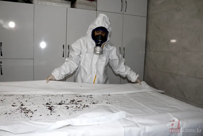 Mesleğini duyan korkuyor! Eşi 15 gün kapıda onu bekledi 11