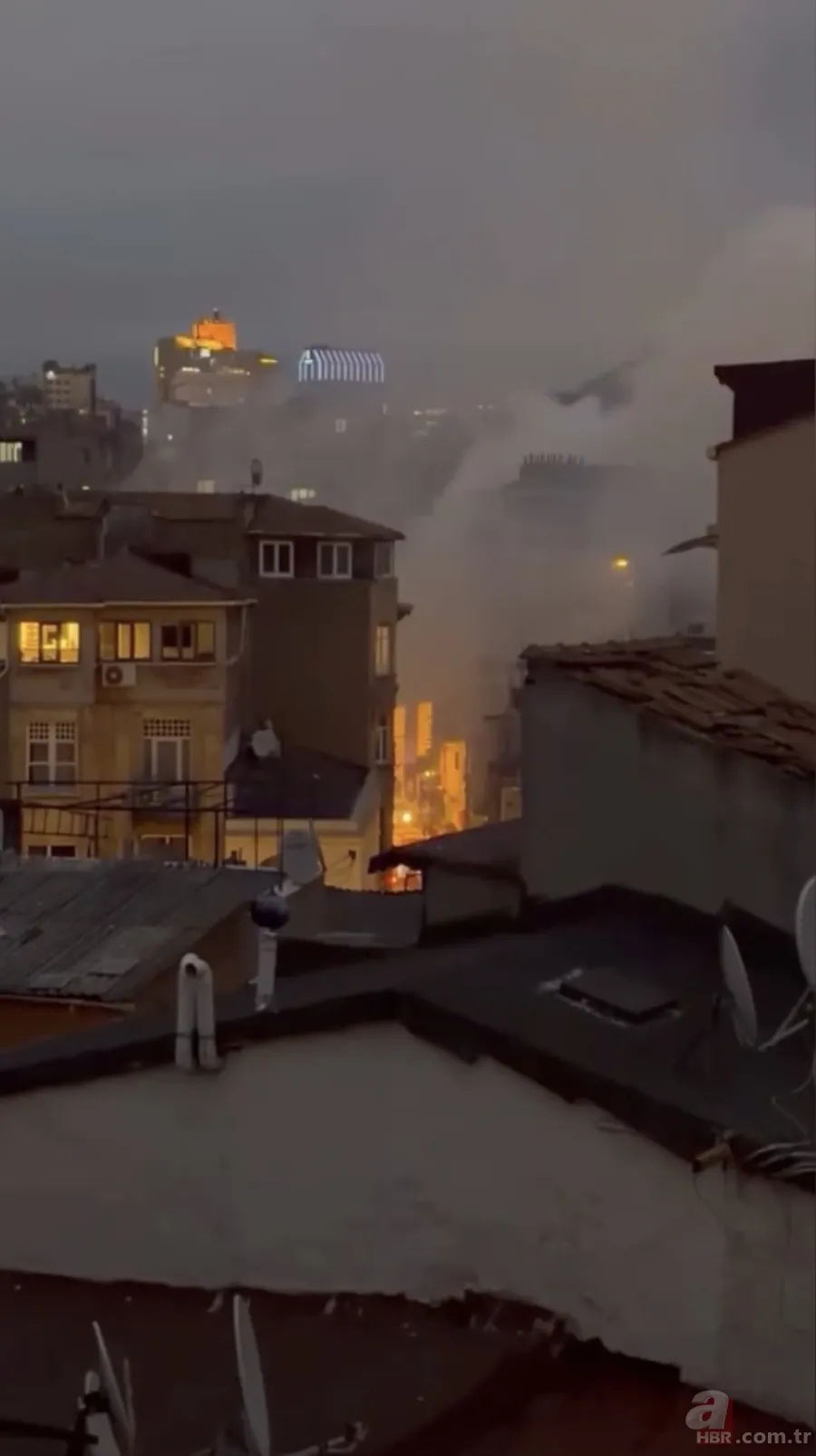 Ünlü oyuncu dehşeti yaşadı! Umut Özkan ve eşi alevlerden son anda kurtuldu 3