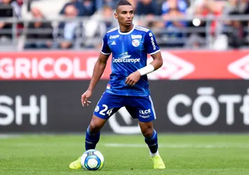 Trabzonspor'da yeni hedef Alexander Djiku! Abdullah Avcı'dan transfer açıklaması