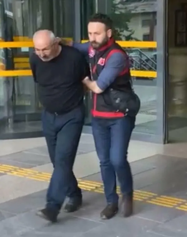 1658344224170.jpg İzmir'deki katliamdan şok detaylar! Köpek cinayetinin nedeni bambaşka çıktı - 2