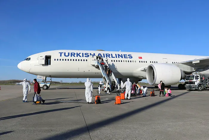 THY Hollanda'daki 349 Türk'ü ülkeye getirdi - 1