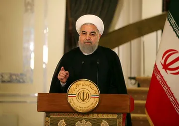 Ruhani’den Donald Trump’a tehdit