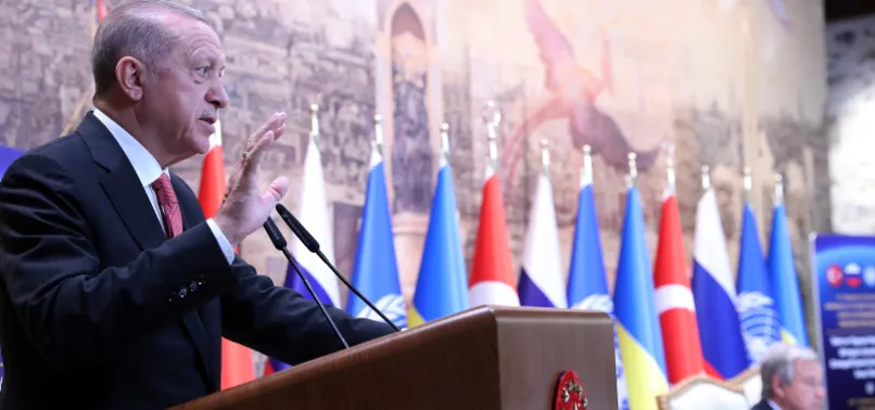 Uzmanlar İstanbul'daki tarihi anlaşmayı A Haber'de değerlendirdi: Başkan Erdoğan dünyaya nefes borusu açtı