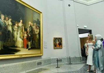 Emine Erdoğan'dan Madrid'deki Prado Müzesi'ne ziyaret