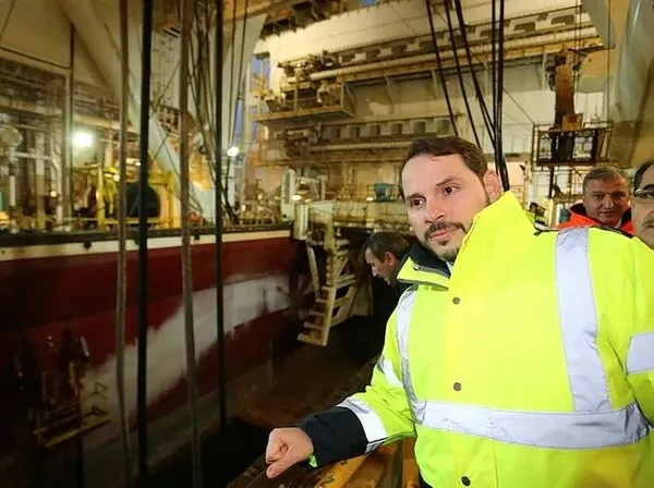 Müfteriliğin sonu zillettir! CHP fondaşı Halk TV’ye tepki: Berat Albayrak tekzip yayımlattı Halk TV rezil rüsva oldu