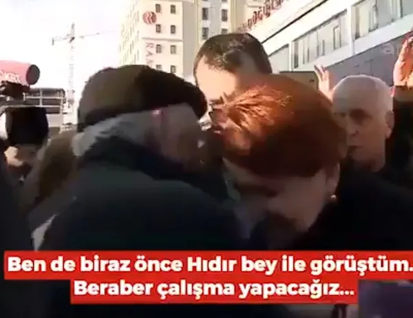 Enkaz başında ’İYİ’ tiyatro! Parti rozetiyle Akşener’e devleti kötüledi! Diğer depremzedeler tepki gösterdi: Manipülasyon yapıyorsun