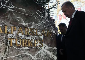 Başkan Erdoğan'dan Türkeş mesajı