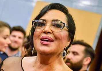 Türkan Şoray'dan sevenlerini üzecek haber