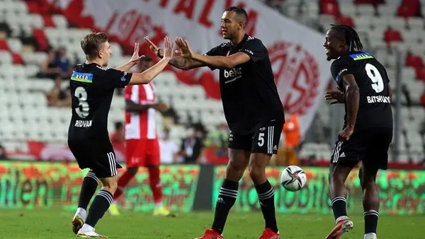 bjk-antalyaspor-canli-izle-5-ocak-super-kupa-finali-besiktas-antalyaspor-maci-sifresiz-mi-1641389327390.jpg BJK Antalyaspor canlı izle! 5 Ocak Süper Kupa finali Beşiktaş Antalyaspor maçı şifresiz mi? - 4