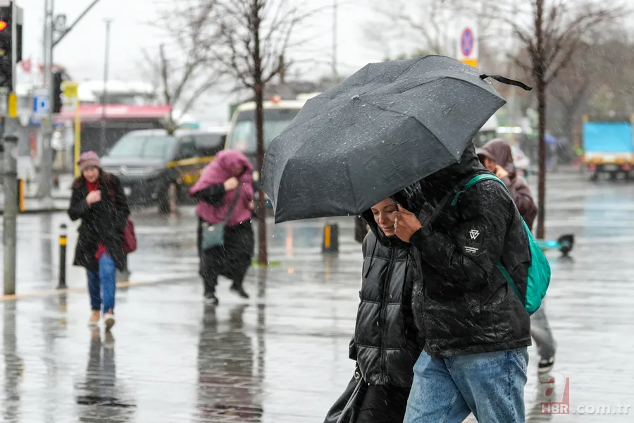 14 ilde sarı kod devrede: Sağanak, kar ve fırtınaya dikkat! Yeni yağışlı sistem yolda 1