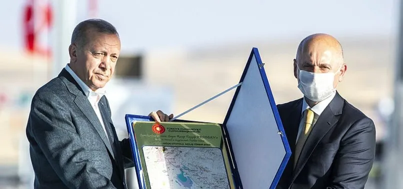 Ulaştırma ve Altyapı Bakanı Adil Karaismailoğlu Ankara-Niğde Otoyolu'nun ekonomiye katkısını açıkladı