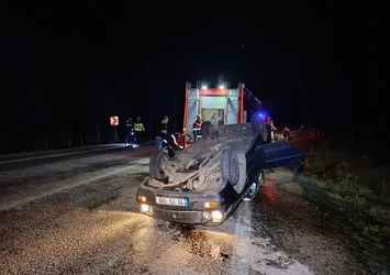Çanakkale’de farları kapalı otomobile arkadan çarptı: 5 yaralı
