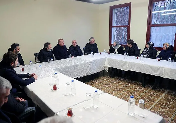 Olçok ailesini acı gününde yalnız bırakmadı! Başkan Erdoğan taziyeye gitti ve dua etti