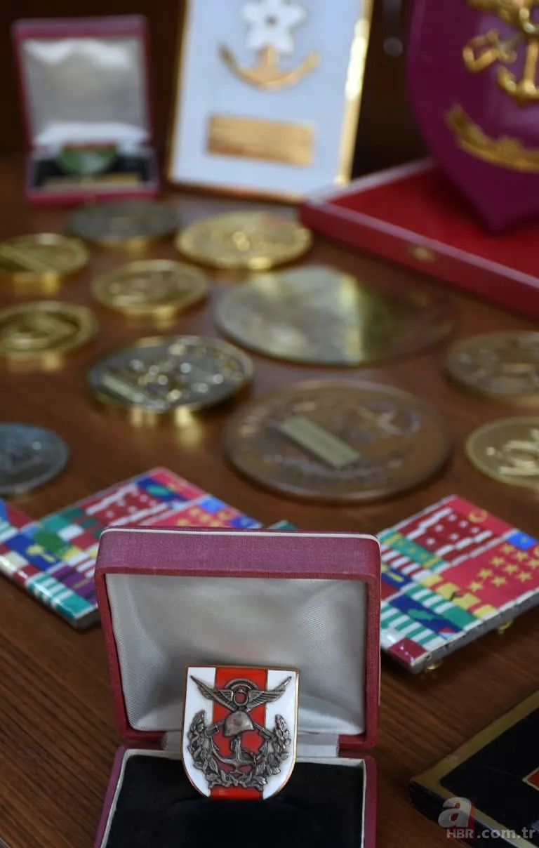 Eski Genelkurmay Başkanı Semih Sancar'ın madalyaları bit pazarından çıktı 9
