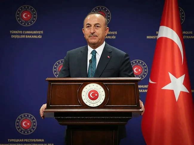 Bakan Çavuşoğlu'ndan Atina'ya Yunan gazetesi üzerinden mesaj! - 1