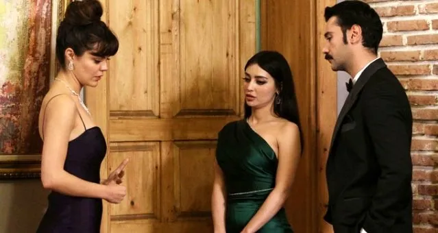 Melike İpek Yalova kimdir, nereli? Bir Zamanlar Çukurova’nın Müjgan Hekimoğlu’su Melike İpek Yalova kaç yaşında?