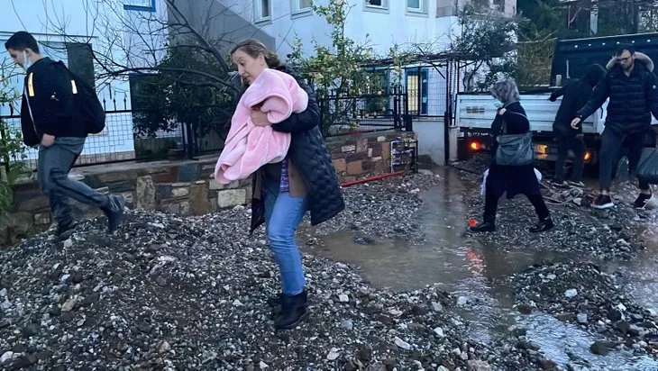 Bodrum’da sel felaketi! Sokak hayvanları boğuldu! Çok sayıda evleri su bastı...