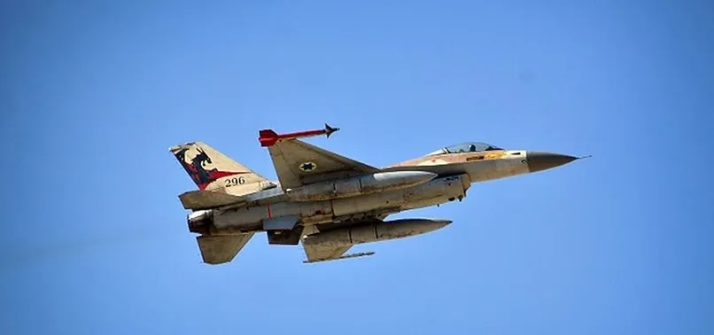 İsrail savaş uçakları Gazze'ye saldırdı