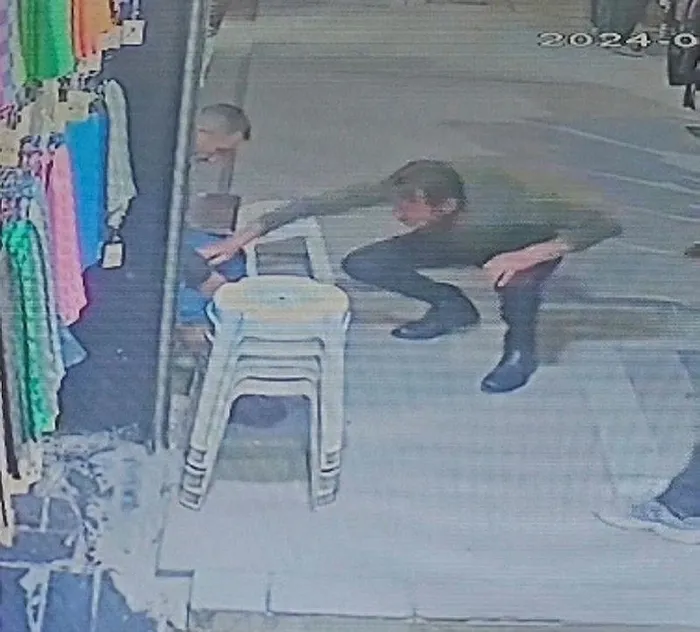 1713187326035.jpeg Çay içerken kurşunların hedefi oldu! Dehşet anları kamerada - 2