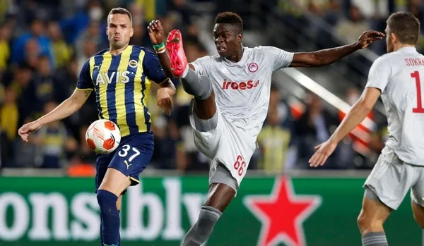 fenerbahce-antwerp-maci-hangi-kanalda-uefa-avrupa-ligi-fenerbahce-antwerp-maci-sifreli-mi-sifresiz-mi-1634738146167.jpg FB Antwerp maçı şifreli mi şifresiz mi? UEFA Avrupa Ligi Fenerbahçe Antwerp maçı hangi kanalda? - 3