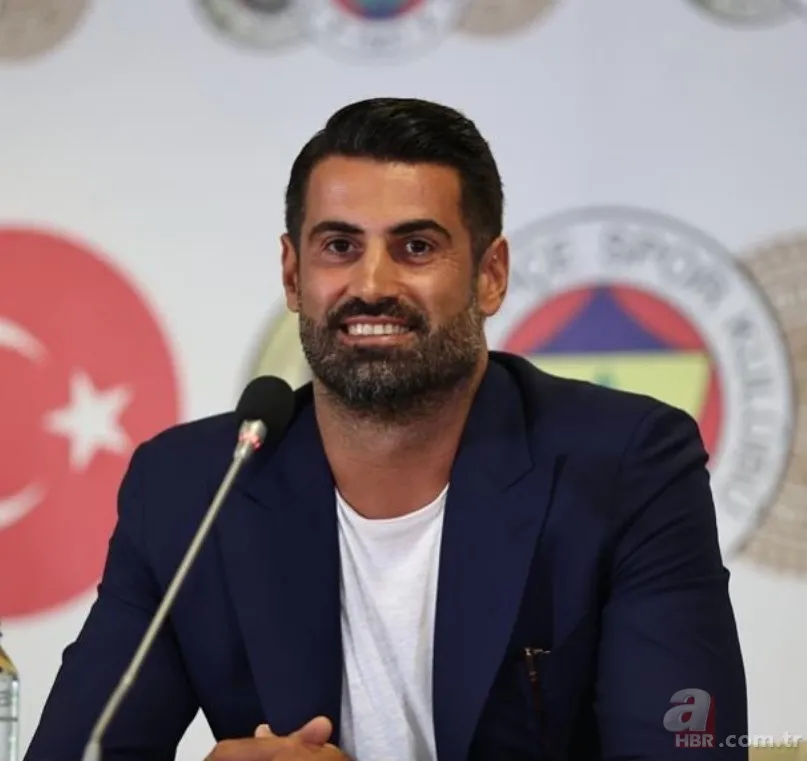 Fenerbahçe'nin eski yıldızı Volkan Demirel boşanıyor mu? O fotoğrafla cevap verdi! 2