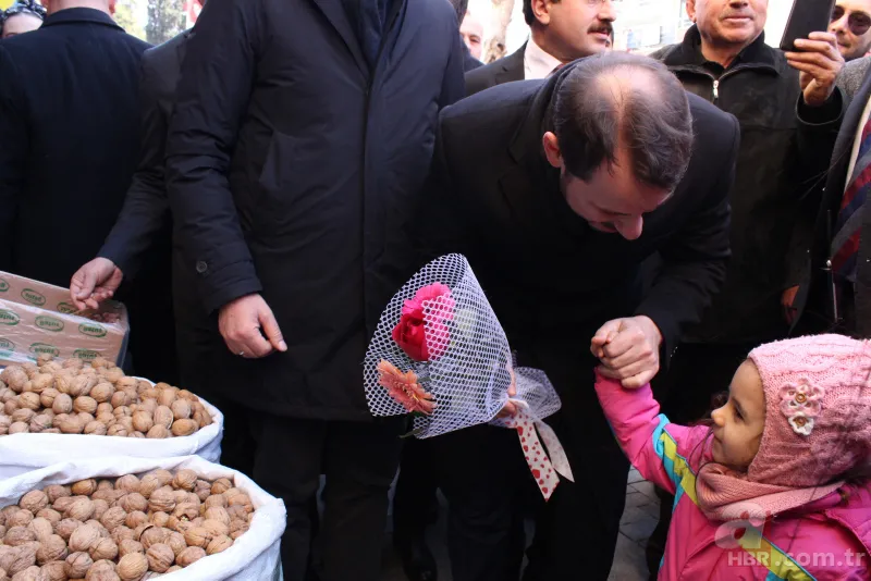 Bakan Albayrak'tan İzmir'de esnaf ziyareti! 12