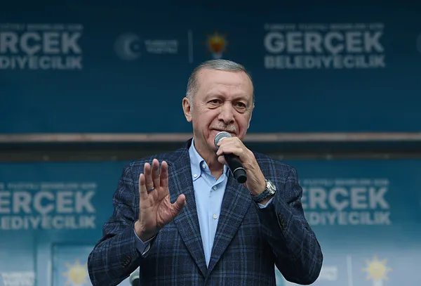 Diyarbakır ve Batman'da Başkan Erdoğan heyecanı! Mitinglerde önemli mesajlar: DEM terör siyasetiyle oylarınıza ipotek koymak istiyor - 2