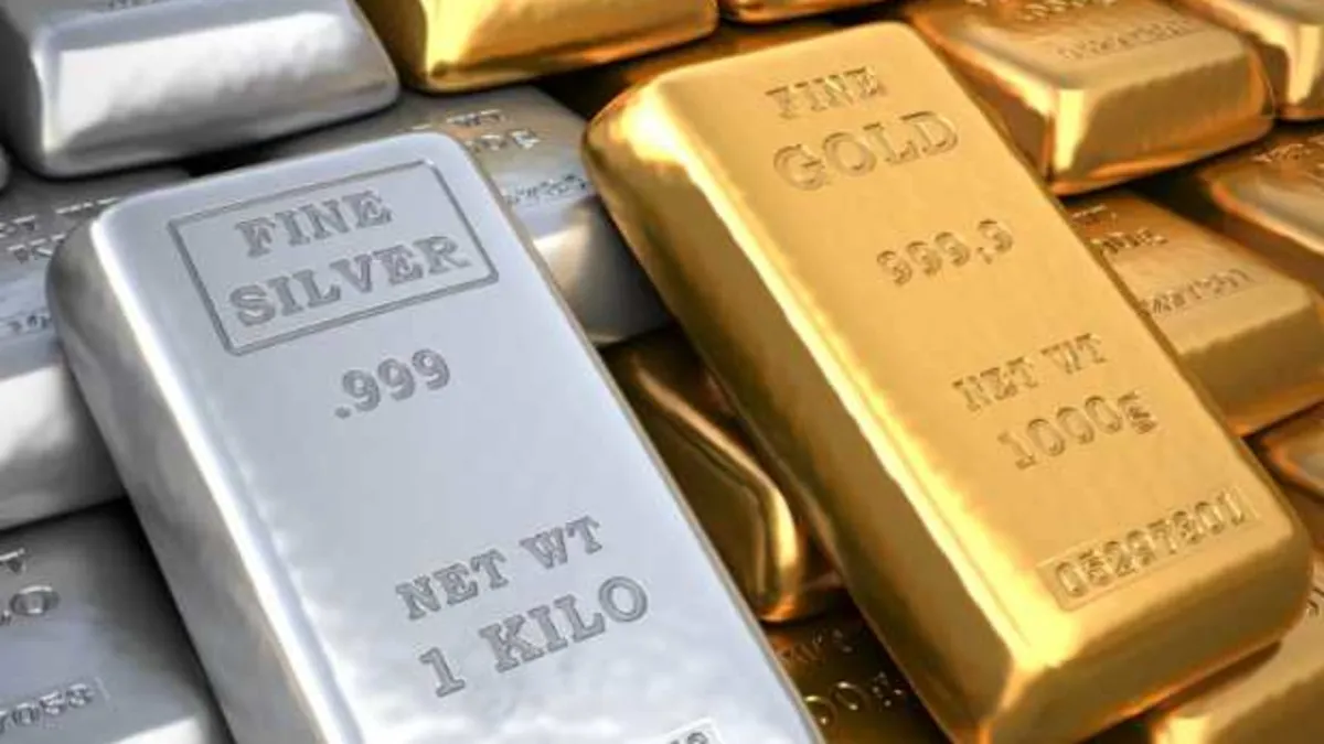 Dev bankaların tahmini patladı: Gümüşte tarihi yükseliş! 10 ayda yüzde 120 kazandırdı, yıl sonu tahminini duyan kuyumcuya koşuyor