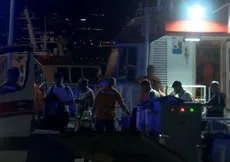 İstanbul’da korku dolu anlar! Tekne mendireğe çarptı