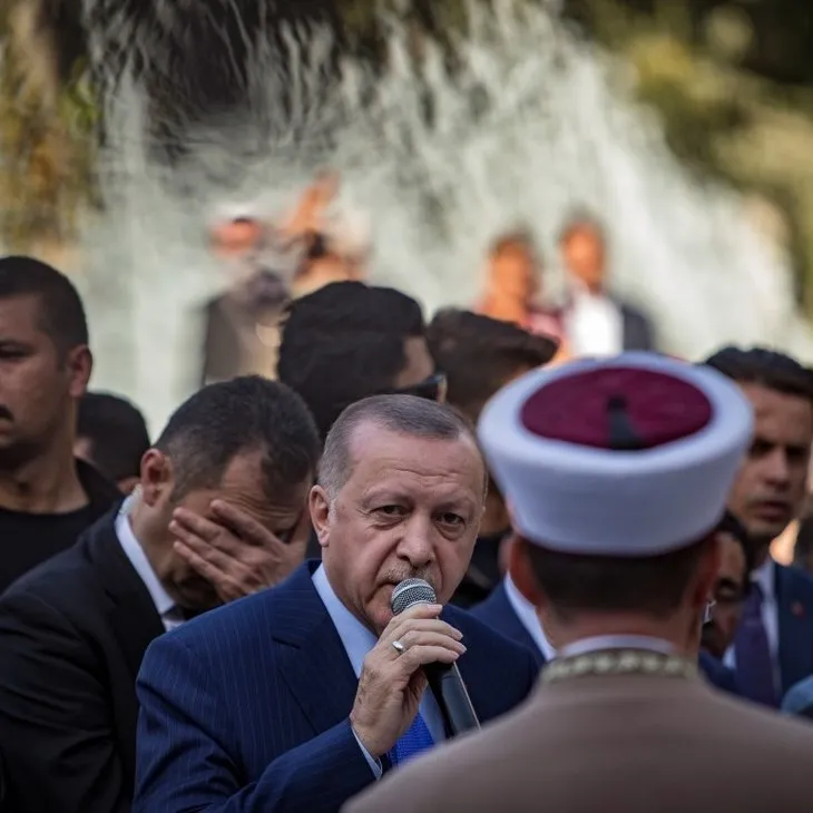 Başkan Erdoğan'a Eyüp Sultan’da sevgi seli